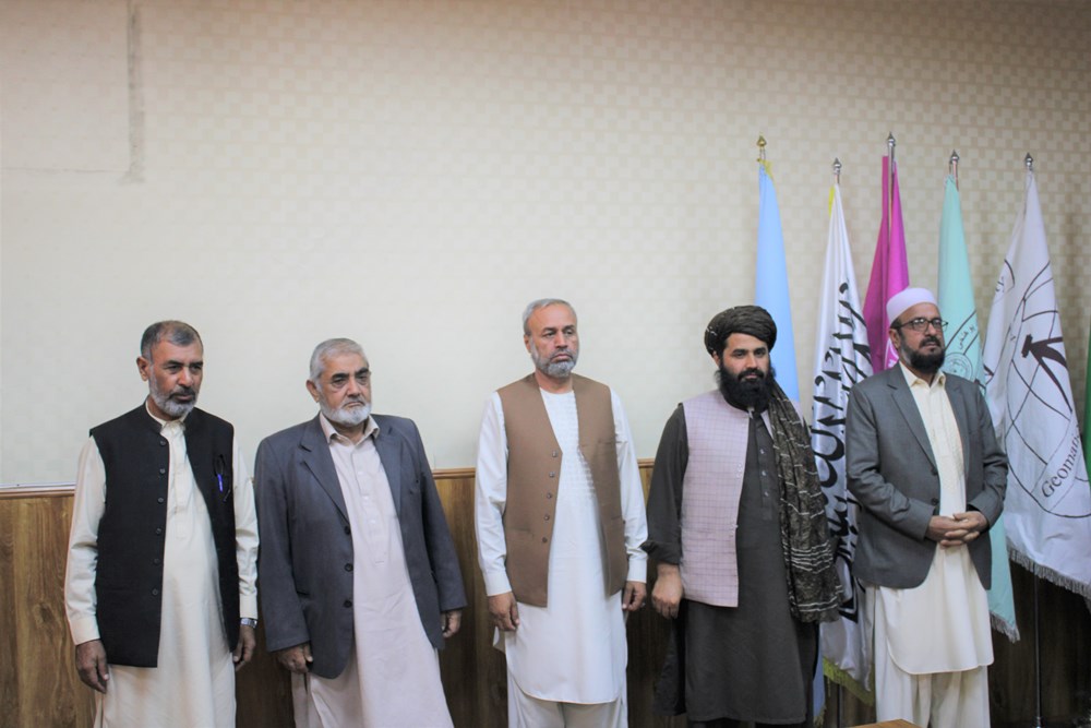 محفل تقدیر از استادان دیپارتمنت ثقافت اسلامی و گروه تصویر پرداز دانش در پوهنتون پولی تخنیک کابل 
